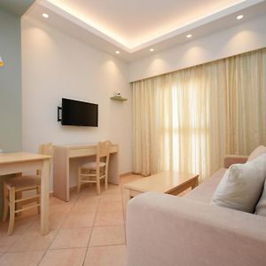 Elena Village Hotel & Suites